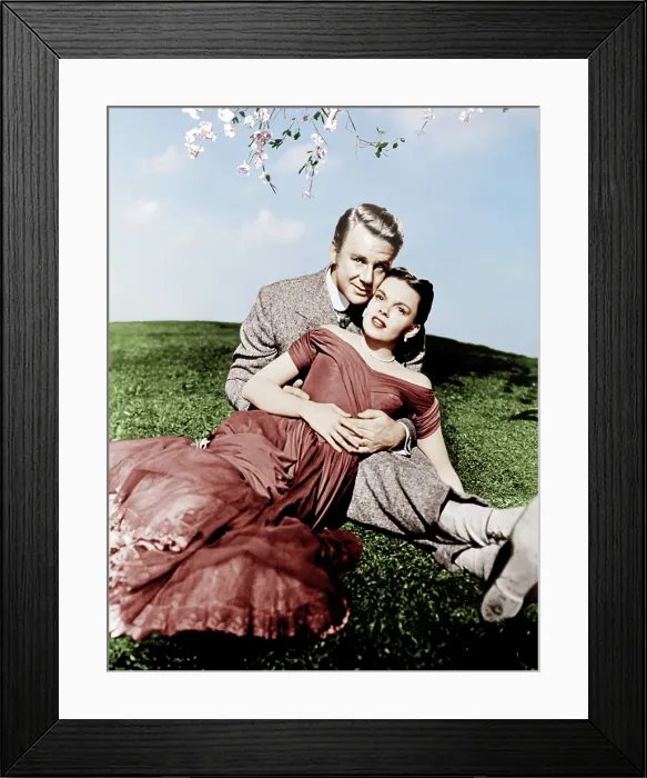 Framed Print : IN THE GOOD OLD SUMMERTIME, from left: Van Johnson, Judy Garland, 1949 Framed Print : IN THE GOOD OLD SUMMERTIME, from left: Van Johnson, Judy Garland, 1949