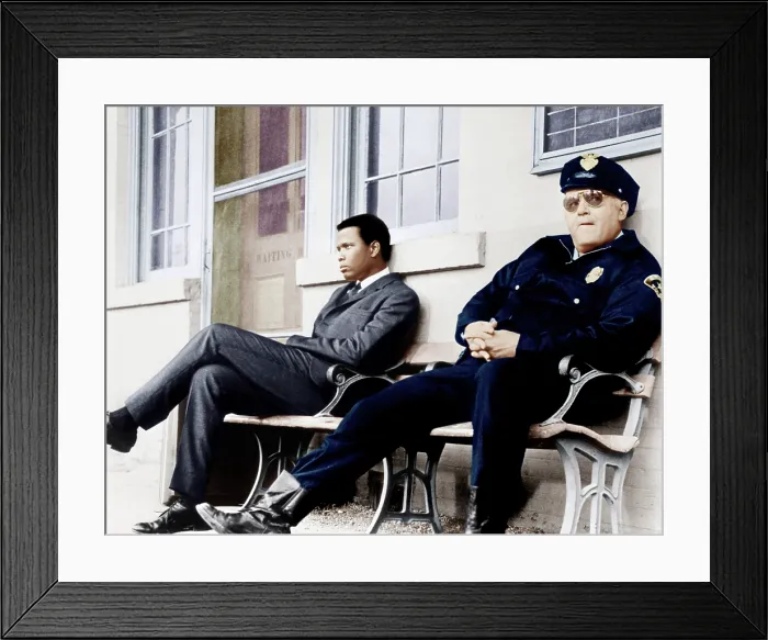 Framed Print : IN THE HEAT OF THE NIGHT, from left: Sidney Poitier, Rod Steiger, 1967 Framed Print : IN THE HEAT OF THE NIGHT, from left: Sidney Poitier, Rod Steiger, 1967