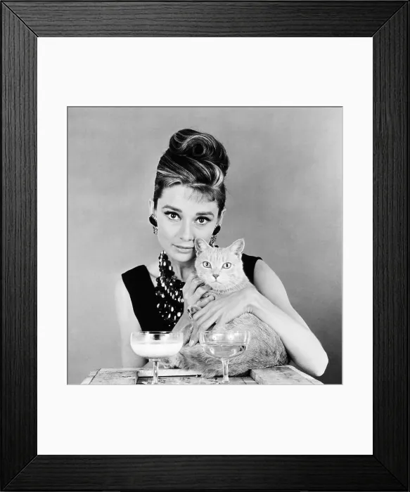 Framed Print : BREAKFAST AT TIFFANY'S, Audrey Hepburn, 1961 Framed Print : BREAKFAST AT TIFFANY'S, Audrey Hepburn, 1961