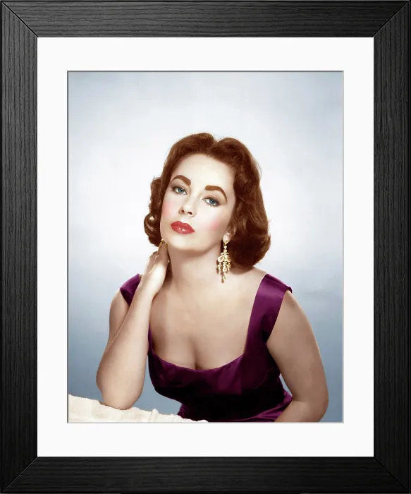 Framed Print : Elizabeth Taylor, ca. 1960 Framed Print : Elizabeth Taylor, ca. 1960