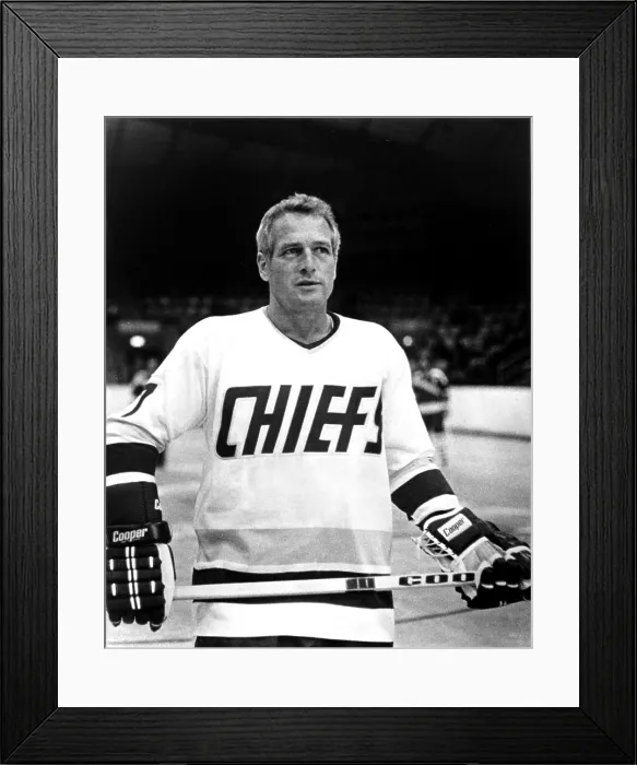 Framed Print : SLAP SHOT, Paul Newman, 1977 Framed Print : SLAP SHOT, Paul Newman, 1977