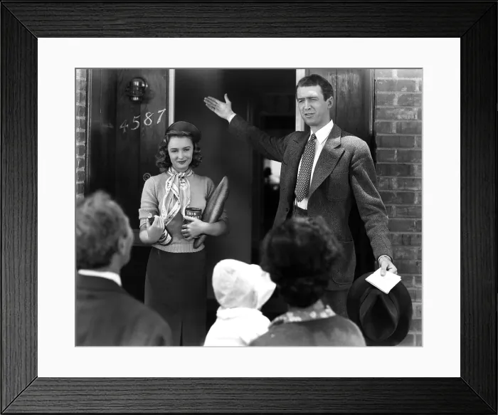 Framed Print : IT'S A WONDERFUL LIFE, Donna Reed, James Stewart, 1946