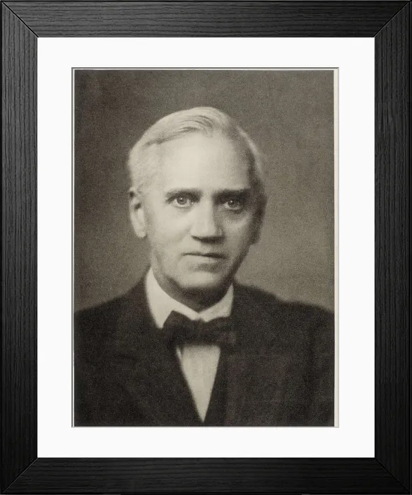 Framed Print : FLEMING, Alexander (1881-1955). AISA / Everett Collection**US SALES ONLY** Framed Print : FLEMING, Alexander (1881-1955). AISA / Everett Collection**US SALES ONLY**