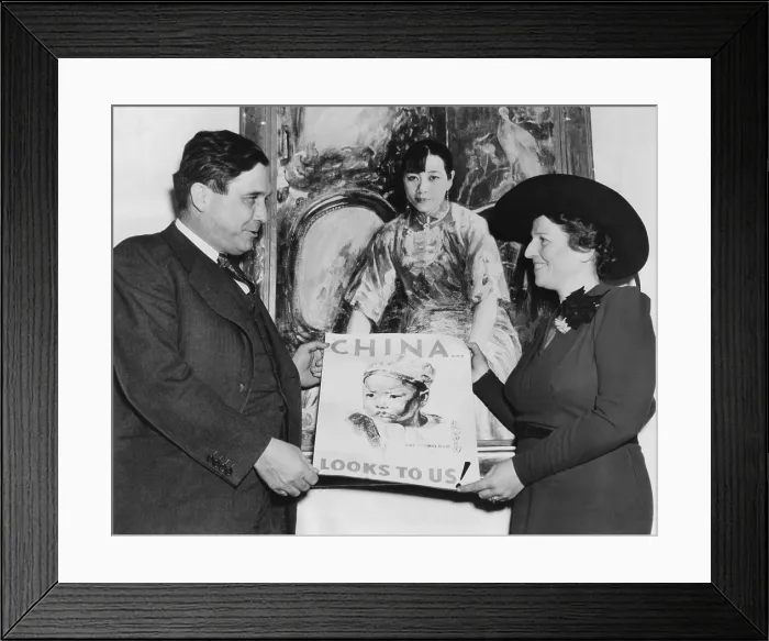 Framed Print : Wendell Willkie, Director of United China Relief with Pearl Buck. They present the poster to be used in a drive for $5 million for Chinese relief. (CSU_2015_8_474) Framed Print : Wendell Willkie, Director of United China Relief with Pearl Buck. They present the poster to be used in a drive for $5 million for Chinese relief. (CSU_2015_8_474)