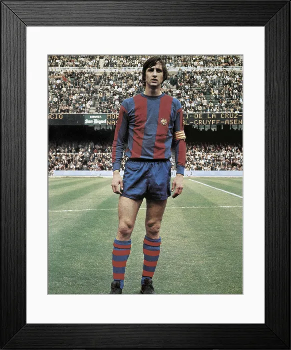 Framed Print : CRUYFF, Johan (1948). Johan Cruyff wearing the T-shirt of the Barcelona FC (1973-1978). AISA / Everett Collection**US SALES ONLY**