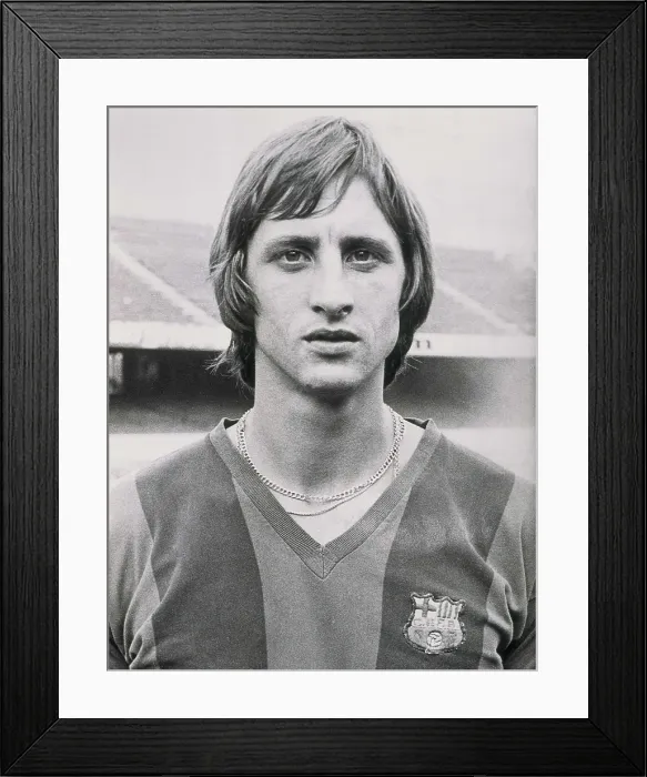 Framed Print : CRUYFF, Johan (1948). Cruyff wearing the T-shirt of the Barcelona FC. AISA / Everett Collection**US SALES ONLY**