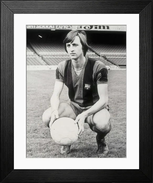Framed Print : CRUYFF, Johan (1948). Presentation of Johan Cruyff as new player of Barcelona FC (1973). AISA / Everett Collection**US SALES ONLY** Framed Print : CRUYFF, Johan (1948). Presentation of Johan Cruyff as new player of Barcelona FC (1973). AISA / Everett Collection**US SALES ONLY**