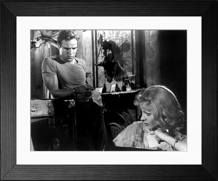 Framed Print : A STREETCAR NAMED DESIRE, Marlon Brando, Vivien Leigh, 1951