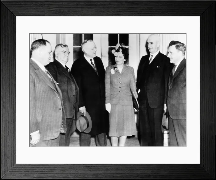 Framed Print : National War Labor Board at the White House met with President Franklin Roosevelt. April 1, 1943. The board arbitrated labor disputes to maintain wartime industrial productivity