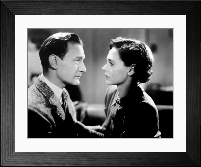 Framed Print : BRIEF ENCOUNTER, Trevor Howard, Celia Johnson, 1945