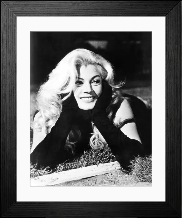 Framed Print : BOCACCIO 70, Anita Ekberg, 1962