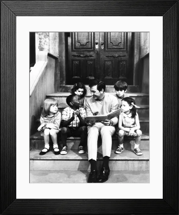 Framed Print : Robert Emmet McGrath, as character Bob Johnson, reading to children on SESEME STREET, 1970. (CSU_2015_11_1678)