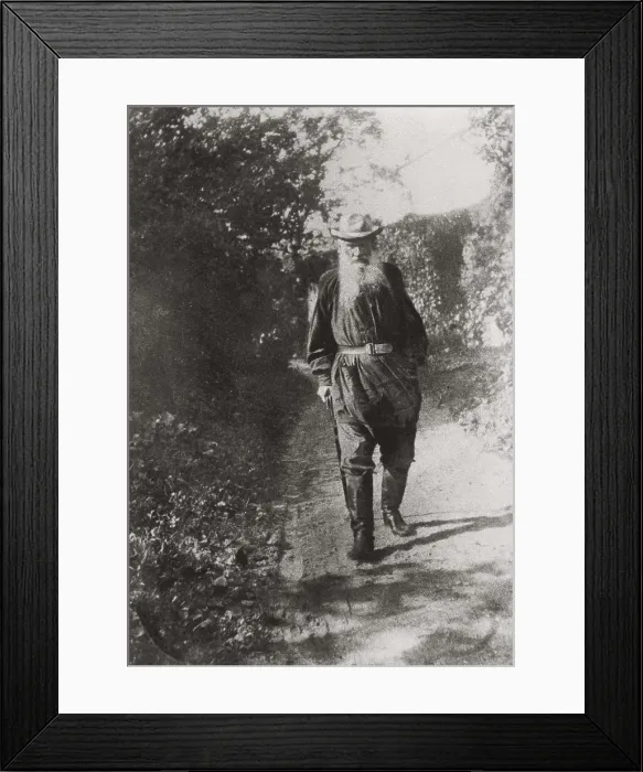 Framed Print : TOLSTOY, Lev Nikolayevich, Leo (1828-1910). Portrait of Leo Tolstoy at his house's gardens in Yasnaya Poliana, where he lived between 1862 and 1910. RUSSIA. TULA