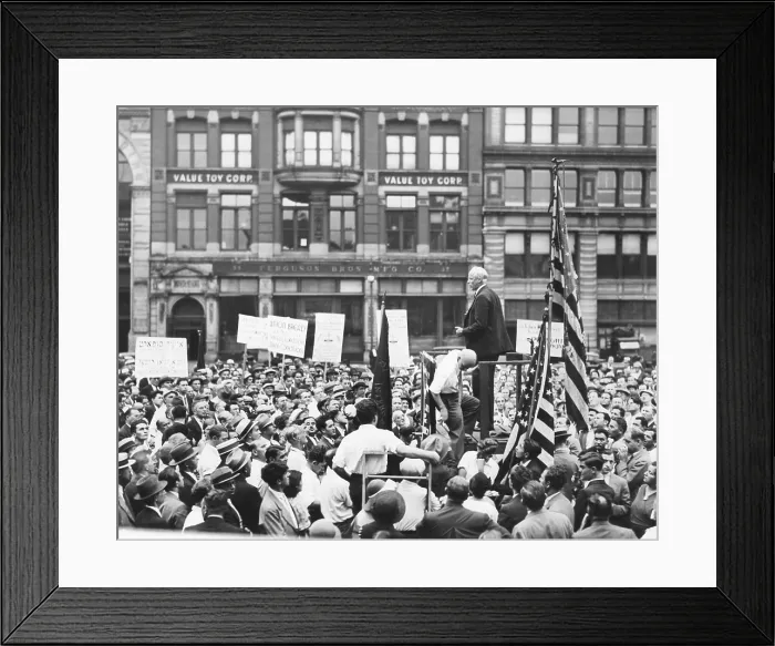 Framed Print : Norman Thomas addressing a meeting in Union Square, NYC. Sept. 7, 1933. Thomas said the New Deal was propping up capitalism and neglecting the very poorest. (CSU_2015_11_1419)