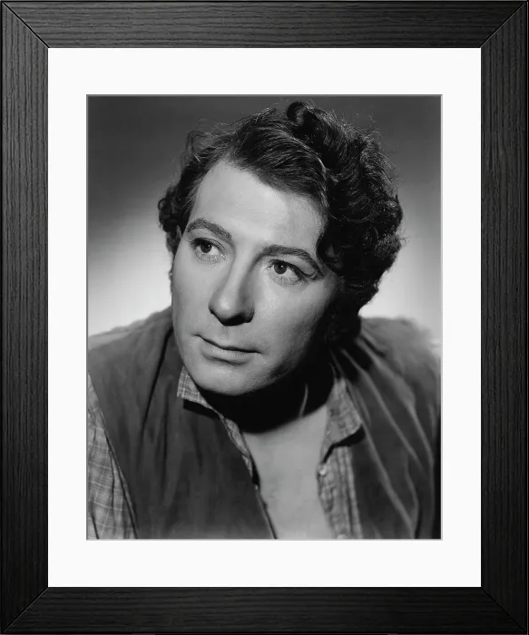 Framed Print : JAMAICA INN, Robert Newton, 1939 Framed Print : JAMAICA INN, Robert Newton, 1939