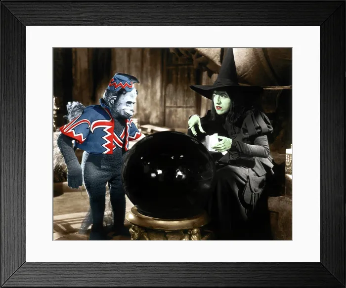 Framed Print : THE WIZARD OF OZ, Margaret Hamilton (right), 1939