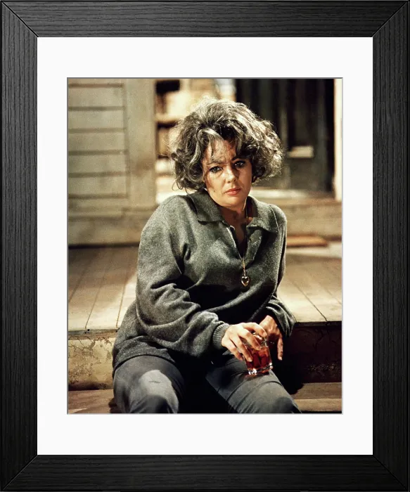 Framed Print : WHO'S AFRAID OF VIRGINIA WOOLF?, Elizabeth Taylor, 1966 Framed Print : WHO'S AFRAID OF VIRGINIA WOOLF?, Elizabeth Taylor, 1966