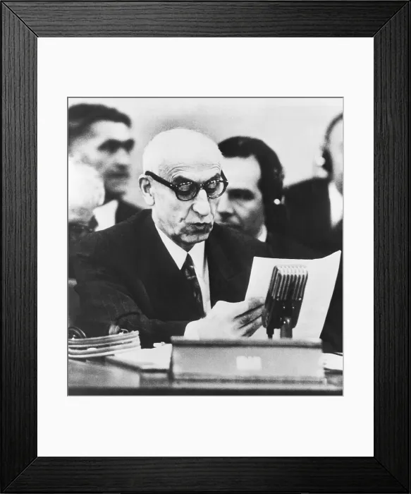Framed Print : Iranian premier Mohammed Mossadegh appearing before the UN Security Council. Oct. 16, 1951 Framed Print : Iranian premier Mohammed Mossadegh appearing before the UN Security Council. Oct. 16, 1951