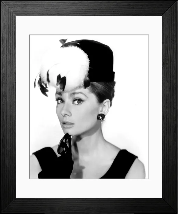 Framed Print : BREAKFAST AT TIFFANY'S, Audrey Hepburn, 1961