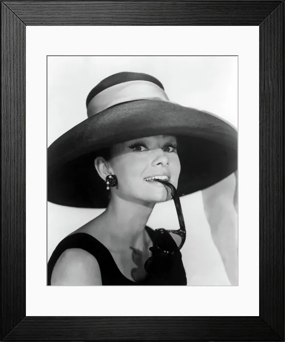 Framed Print : BREAKFAST AT TIFFANY'S, Audrey Hepburn, 1961