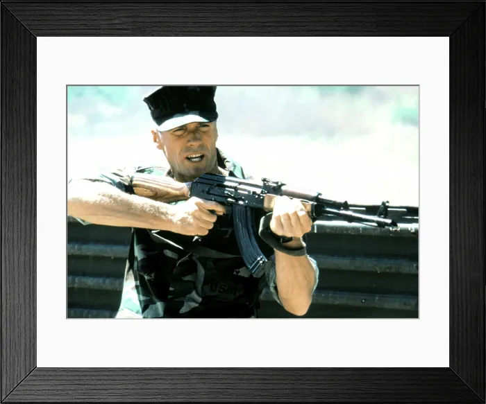 Framed Print : HEARTBREAK RIDGE, Clint Eastwood, 1986, Warner Bros.  /  Courtesy: Everett Collection