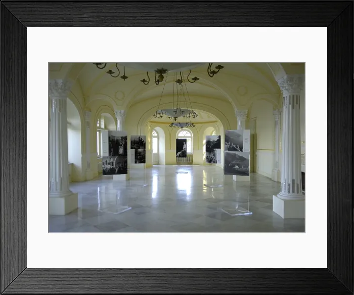 Framed Print : ITALY. Capri. Capri Island. Interior de Vila Fersen. 'Sacred to Love and Pain'. AISA / Everett Collection**US SALES ONLY**