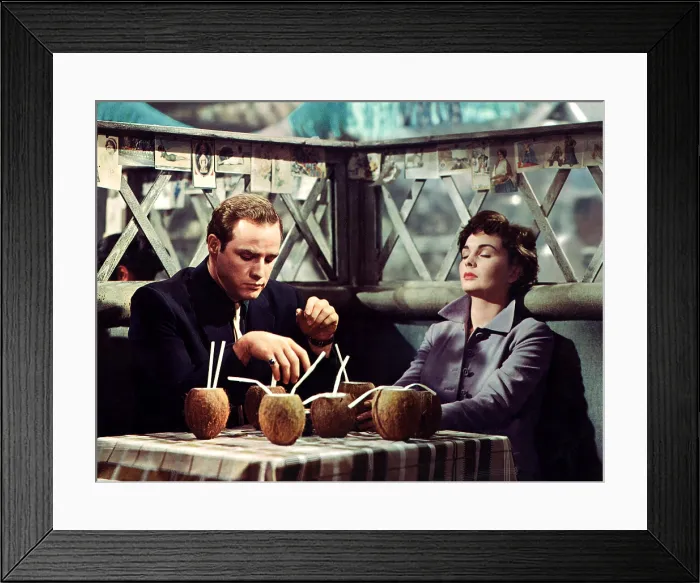 Framed Print : GUYS AND DOLLS, Marlon Brando, Jean Simmons, 1955