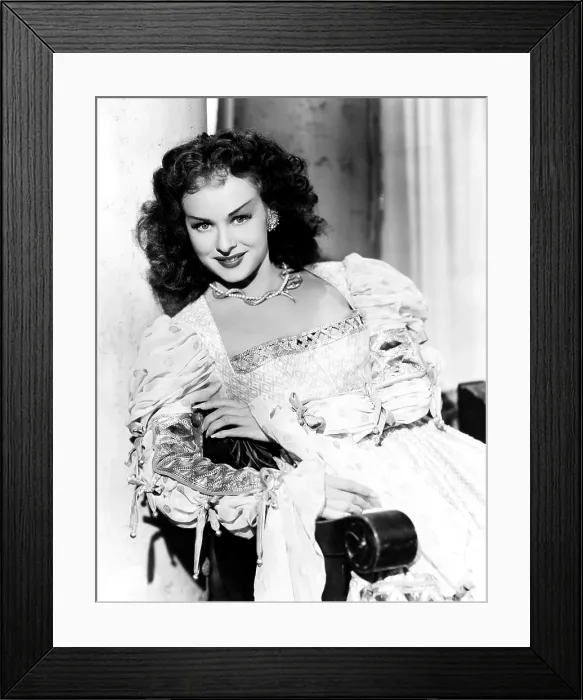Framed Print : BRIDE OF VENGEANCE, Paulette Goddard, 1949