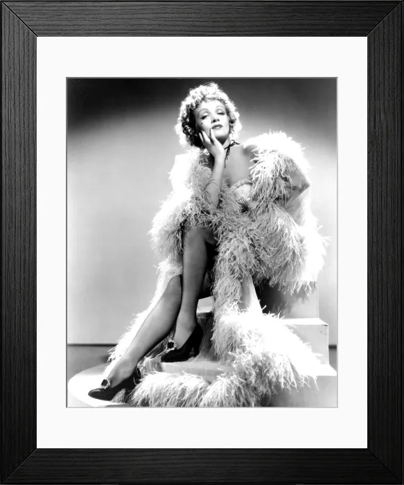 Framed Print : DESTRY RIDES AGAIN, Marlene Dietrich, 1939