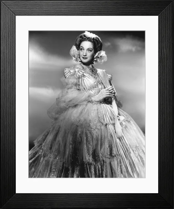 Framed Print : DIXIE, Dorothy Lamour, 1943 Framed Print : DIXIE, Dorothy Lamour, 1943