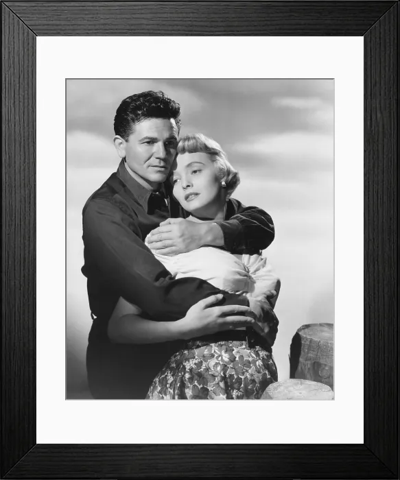 Framed Print : THE BREAKING POINT, from left: John Garfield, Patricia Neal, 1950 Framed Print : THE BREAKING POINT, from left: John Garfield, Patricia Neal, 1950