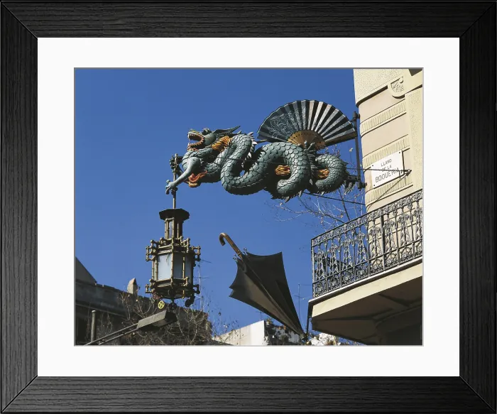 Framed Print : VILASECA I CASANOVAS, Josep (1848-1910). Bruno Quadros House or Umbrella House. 1896. SPAIN. CATALONIA. Barcelona. Ramblas. Detail of the dragon that decorates the faade