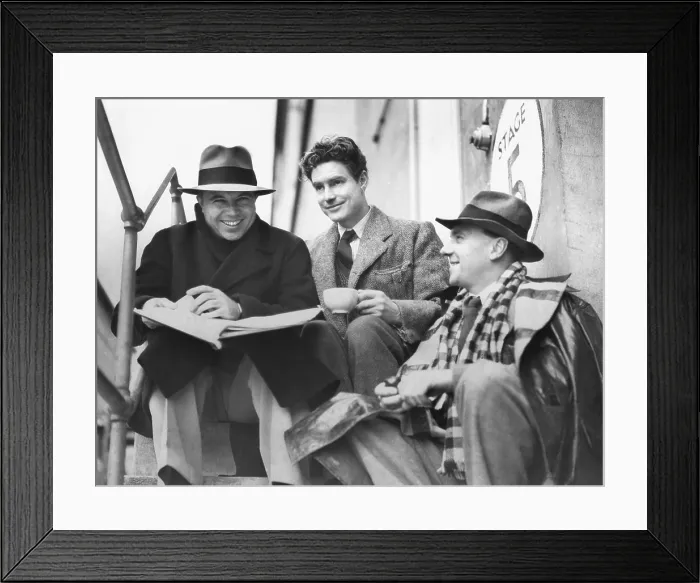 Framed Print : King Vidor, Robert Donat, and Ralph Richardson, during the filming of THE CITADEL, 1938. (CSU_2015_11_1479)