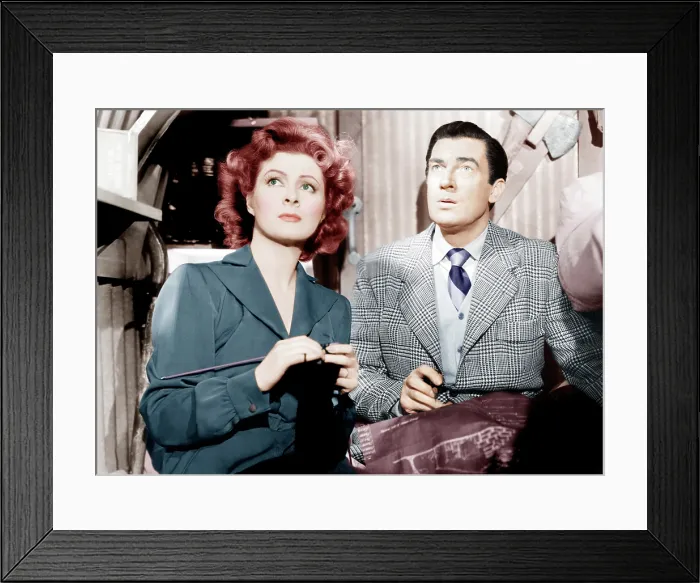 Framed Print : MRS. MINIVER, from left: Greer Garson, Walter Pidgeon, 1942
