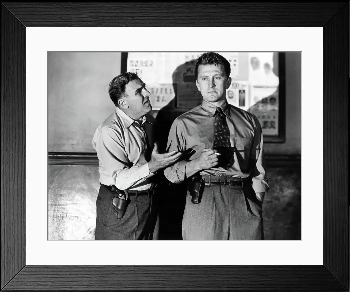 Framed Print : DETECTIVE STORY, William Bendix, Kirk Douglas, 1951