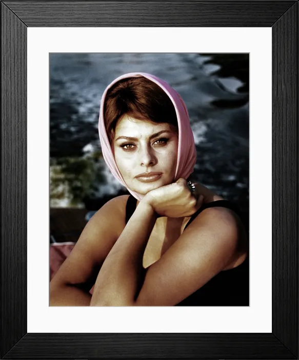 Framed Print : Sophia Loren, ca. mid-1960s