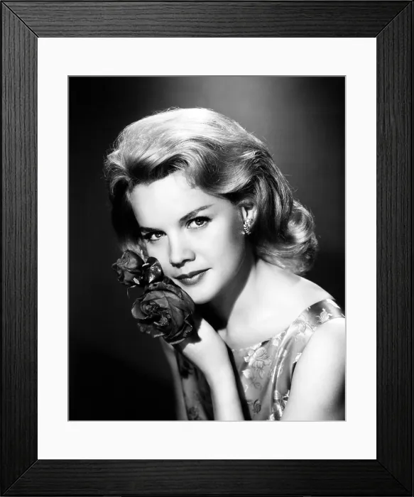 Framed Print : BRIDGE TO THE SUN, Carroll Baker, 1961