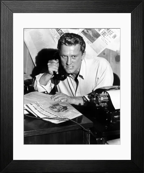 Framed Print : ACE IN THE HOLE, (aka THE BIG CARNIVAL), Kirk Douglas, 1951 Framed Print : ACE IN THE HOLE, (aka THE BIG CARNIVAL), Kirk Douglas, 1951