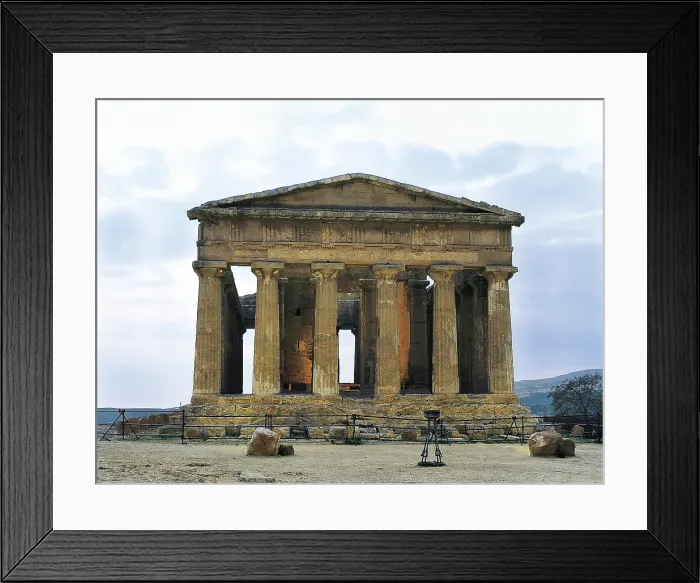 Framed Print : Temple of Concord. ITALY. SICILY. Agrigento. Temple of Concord. Temple in Dorian style. Classical Greek art. Architecture. AISA / Everett Collection**US SALES ONLY**