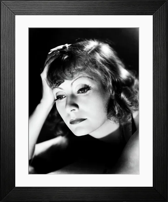 Framed Print : Greta Garbo, ca. 1932 Framed Print : Greta Garbo, ca. 1932