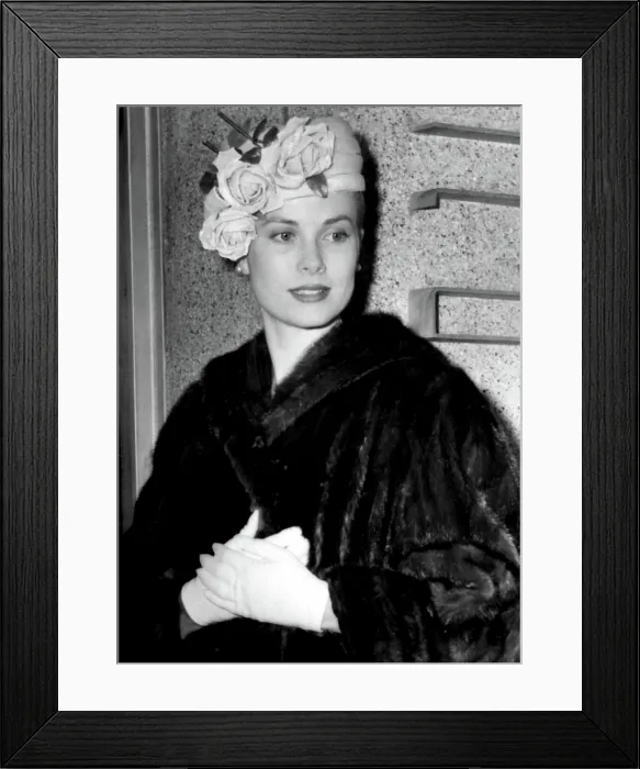 Framed Print : Grace Kelly at her Spring bridal shower, 1956