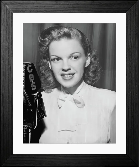 Framed Print : Judy Garland, 1946
