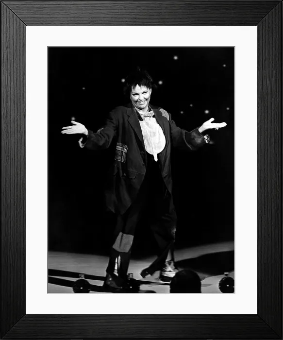 Framed Print : Judy Garland, Palace Theater, New York, 1951-52
