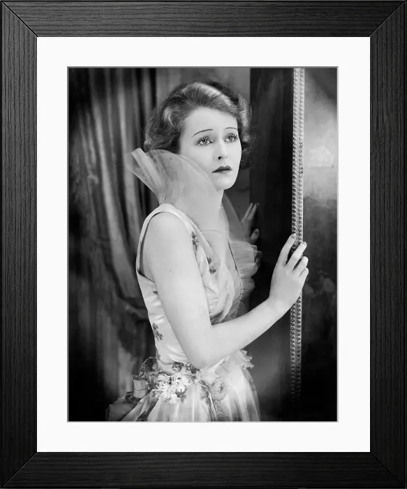 Framed Print : ADIEU MASCOTTE, (aka DAS MODELL VOM MONTPARNASSE), Lilian Harvey, 1929