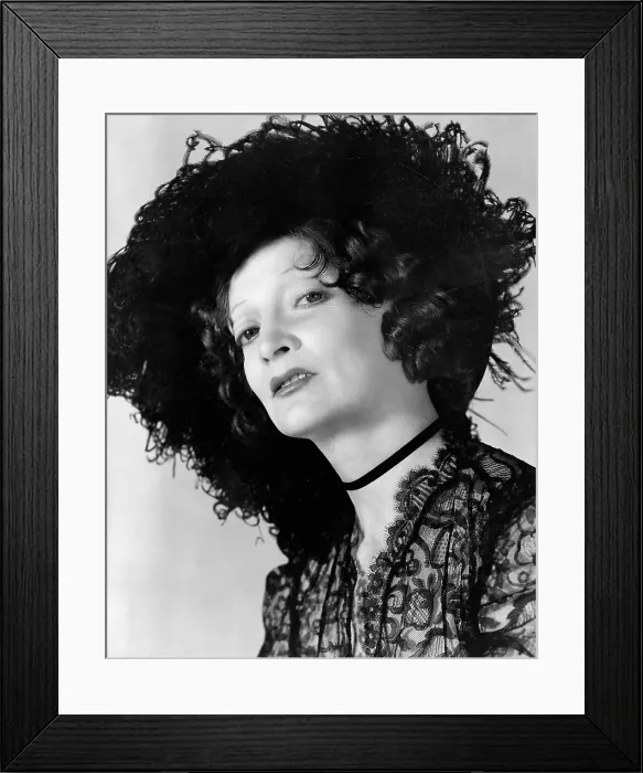 Framed Print : LADIES IN RETIREMENT, Estelle Winwood, Henry Miller's Theater, New York, 1940 Framed Print : LADIES IN RETIREMENT, Estelle Winwood, Henry Miller's Theater, New York, 1940