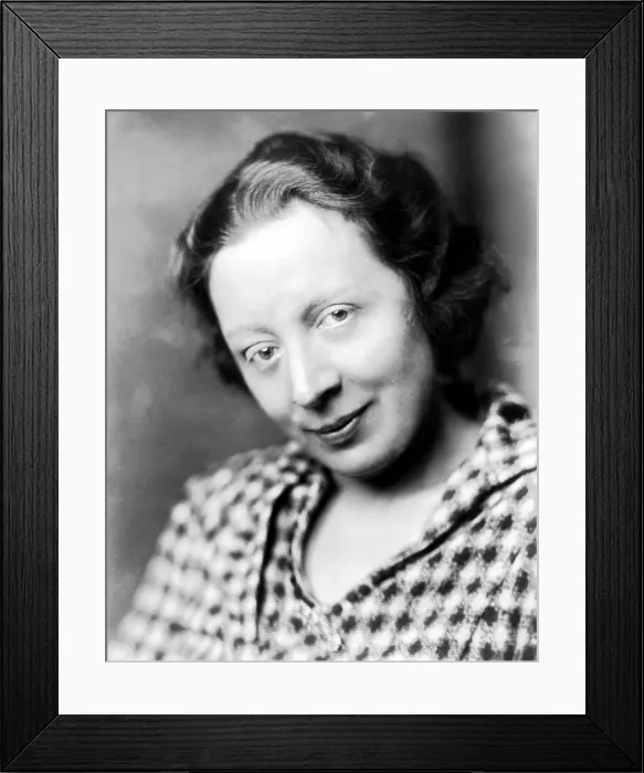 Framed Print : THE LADY WITH A LAMP, Edith Evans, Maxine Elliott's Theater, New York, ca. 1931 Framed Print : THE LADY WITH A LAMP, Edith Evans, Maxine Elliott's Theater, New York, ca. 1931