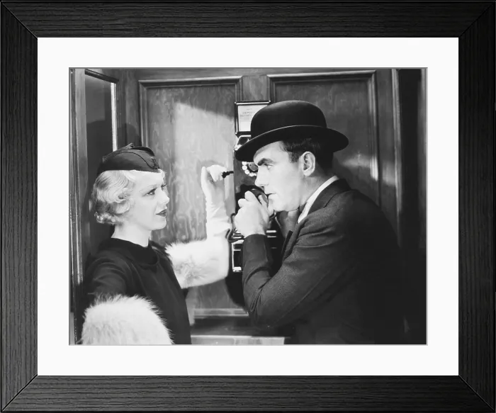 Framed Print : BUREAU OF MISSING PERSONS, from left: Glenda Farrell, Pat O'Brien, 1933
