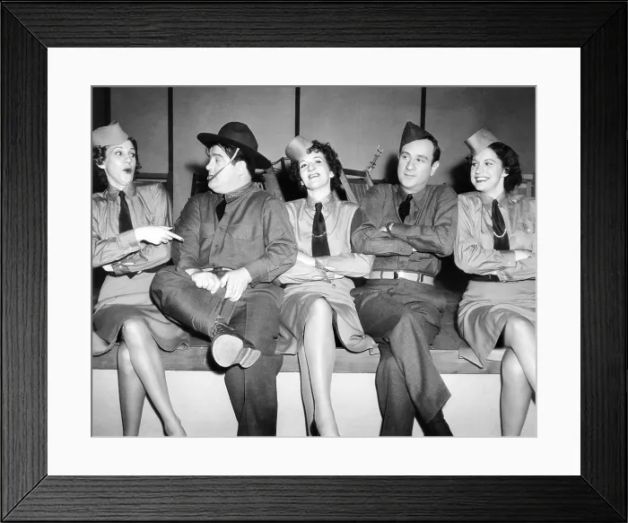 Framed Print : BUCK PRIVATES, from left: Patty Andrews, Lou Costello, Laverne Andrews, Bud Abbott, Maxene Andrews, 1941