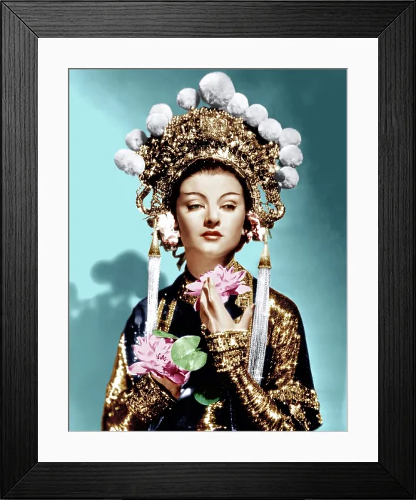 Framed Print : THE MASK OF FU MANCHU, Myrna Loy, 1932 Framed Print : THE MASK OF FU MANCHU, Myrna Loy, 1932