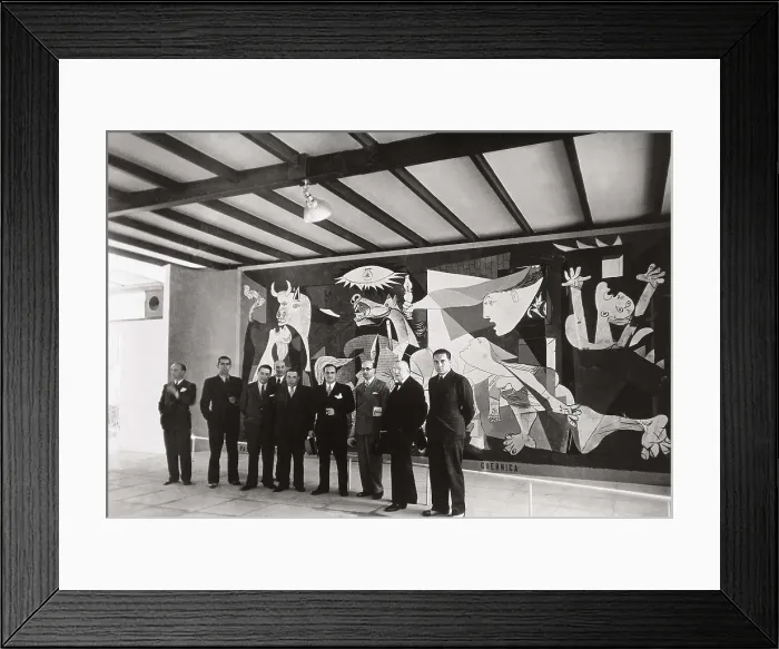 Framed Print : Spanish Civil War. Republican side. Organizers of the Spanish Pavilion in the International Exhibition of Paris (1937) in front of Pablo Picasso's 'Guernica'. SPAIN Framed Print : Spanish Civil War. Republican side. Organizers of the Spanish Pavilion in the International Exhibition of Paris (1937) in front of Pablo Picasso's 'Guernica'. SPAIN